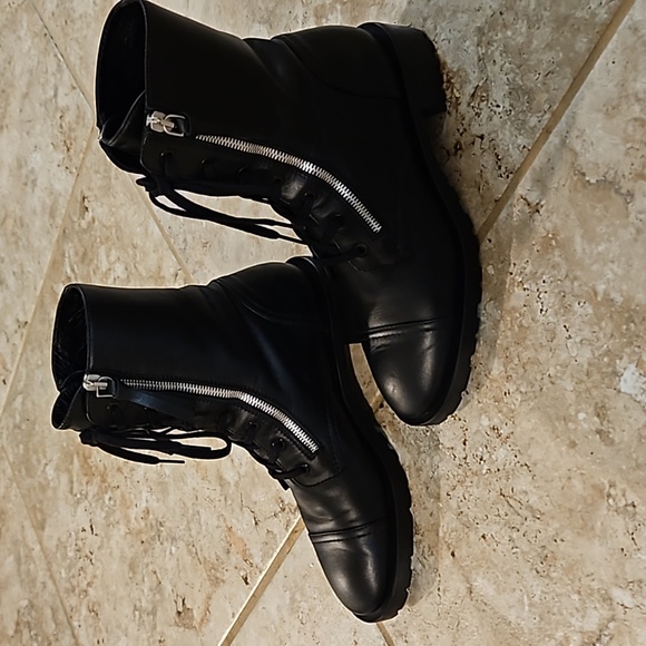 Stuart Weitzman Ande Zip Booties - Picture 1 of 7
